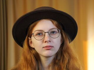 camslut topless JaymeHufstedler