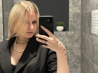 sexy webcamgirl pic JenaeMcquillen