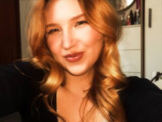 naked cam girl photo JenetteFolson