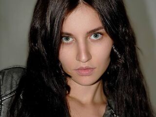 fingering girl cam picture JolineDurda