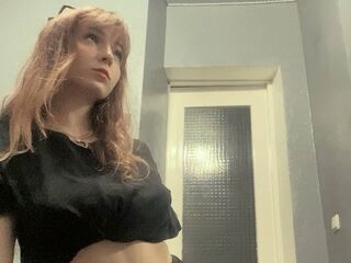 fingering cam girl video KatheSanagustin