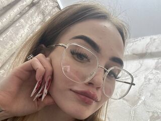 sexy cam girl picture KeeleyAston