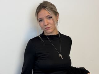 free sexcam KeiraTullier