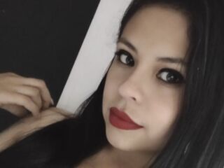 fingering cam slut KellyLoraine