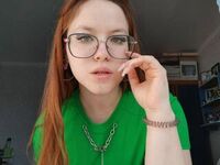 cam girl masturbating with sextoy KrysaDap