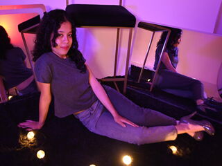 girl webcam sex KyaraLux