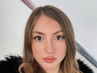 naked webcam girl video KyraKur