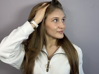 jasmin cam LatrinaBrounson