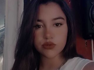 chatroom webcam LauWillson