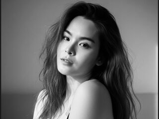 naked webcamgirl photo LauraTaylor