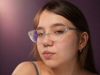 sex webcam chatroom LaviniaSele