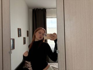 cam girl pic LennieLukasik
