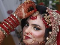 chat room live show LiliNora