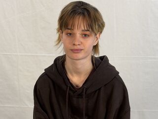 free webcam chat room LindyOestreicher