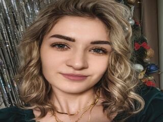 beautiful girlcam LisaMilla