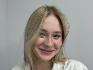 adult video chat room LisanLee