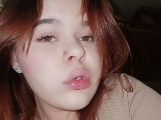 camgirl live sex photo LissaTerry