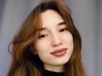 naked girl with webcam fingering LouieAldaco