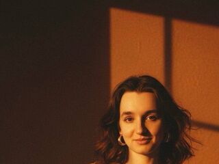 nude camgirl photo LurlineSundling