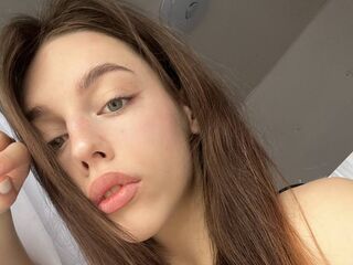 adult webcam chatroom LyraMoonshadow