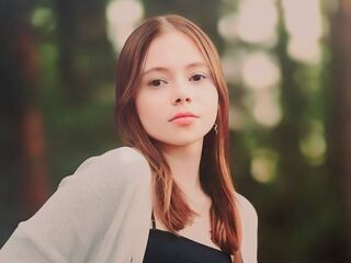 shaved pussy cam MaileKnipe