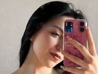 naughty camgirl fingering pussy MalorieDelgreco