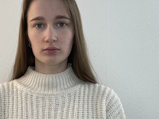 camwhore nude MarcelineLeja