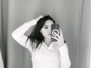 naked camgirl masturbating MarlenaDutro