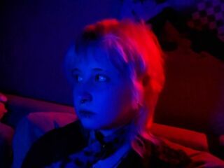 chat room webcam photo MayLeaf