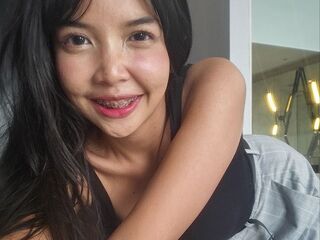 camslut webcam video MissyChu