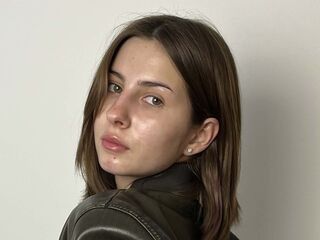 cam girl masturbating with vibrator MollySodisia