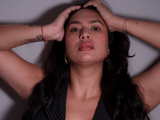 hot girl cam picture MoonIvanna