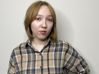 naked cam girl gallery NidaSimerly