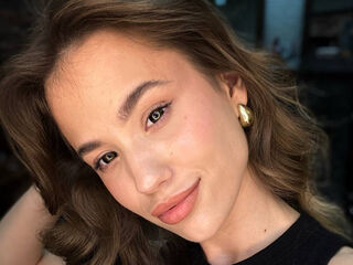 camwhore picture PearlyLominack