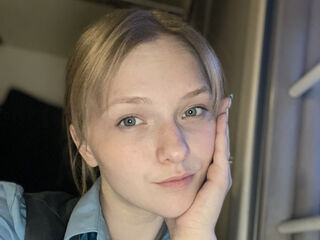 topless cam girl PiaFykes