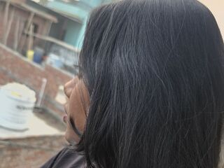 bedroom cam PriyaSengar