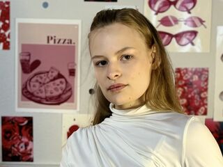 anal webcam RaeannCeronsky