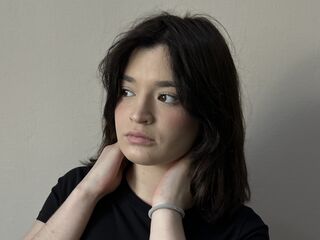masturbating cam girl ShanaeWittkop