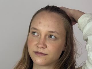 camwhore live SharriDougan