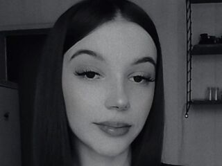 naked girl with cam masturbating SoilaHoyles