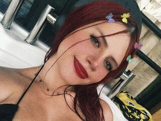 camwhore masturbating with dildo SophiaBeaumont