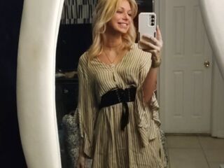 porn webcam picture SuzySweetSteps