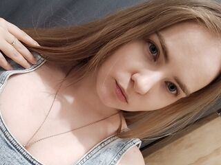 naked cam girl photo TennilleSmolen