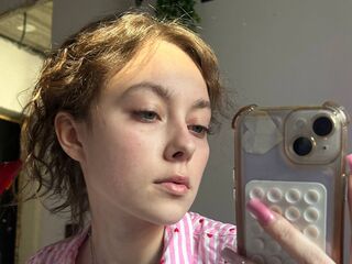 free livesex ThuyThorstad