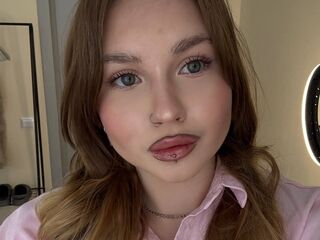 live webcam performer VernitaErmita