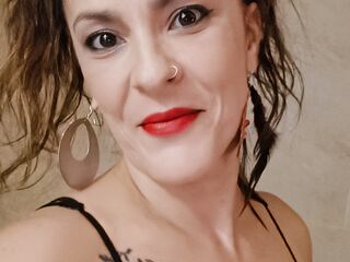 naughty cam girl masturbating with dildo Yossunecam