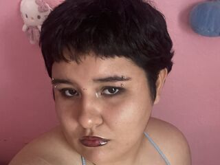 camwhore shaving pussy laChunkygirl